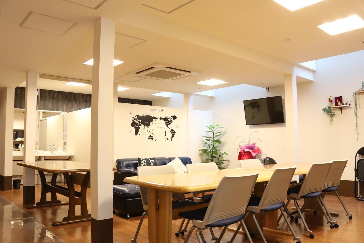 Tokiyo Hostel Toyonaka Exterior photo